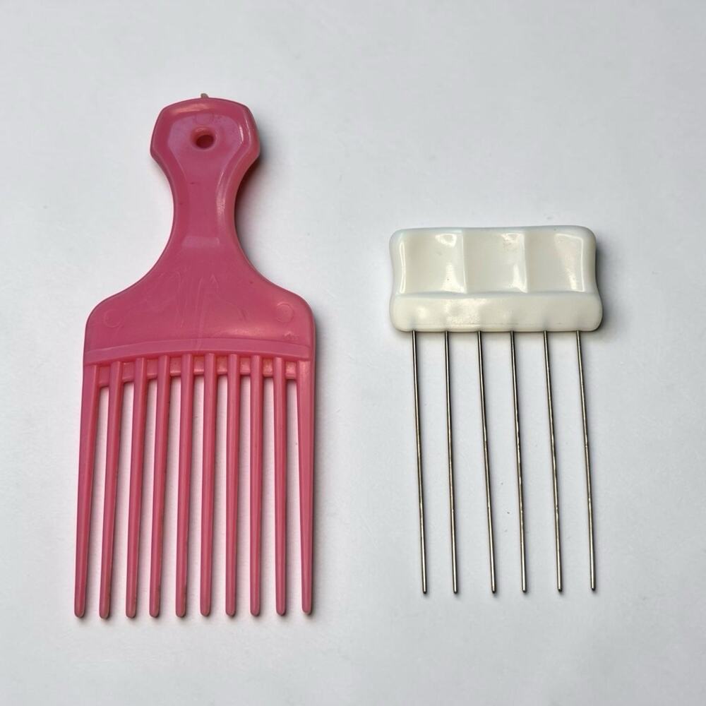 Vintage 80s Hair Pick Lot Pink Plastic Afro Pick & Metal Prong Comb Retro Salon